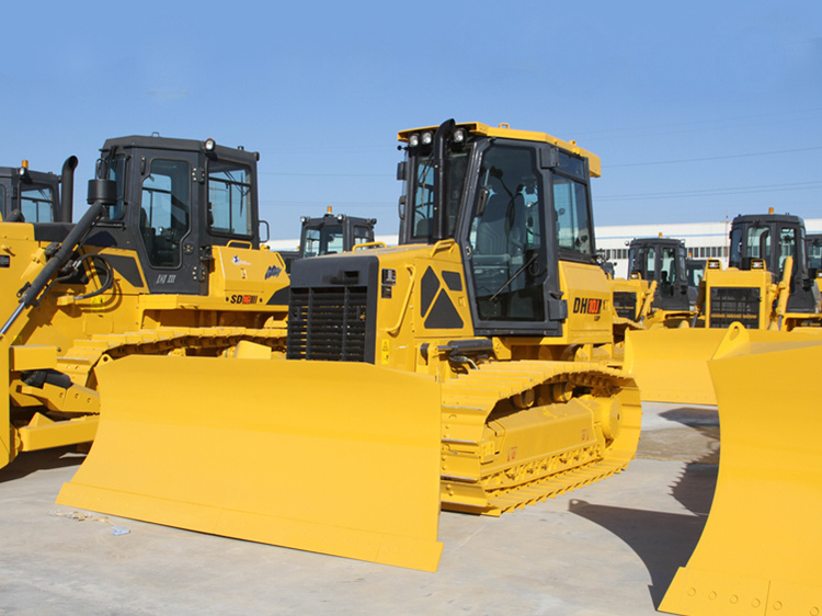 
                Bouteur chenillé 110HP largement utilisées à un bulldozer Goo Prix
            