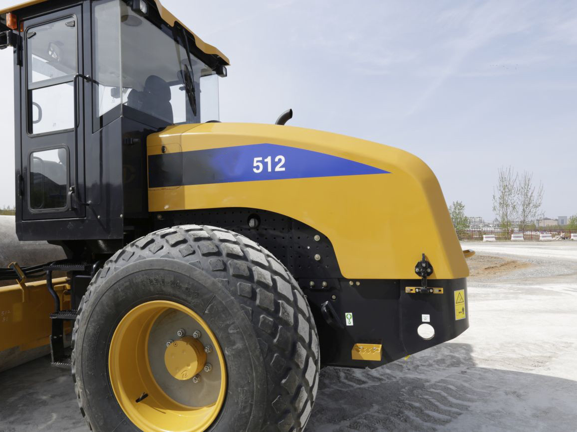 
                512톤 진동 신형 단일 드럼 로드 롤러 콤팩터 기계 가격
            
