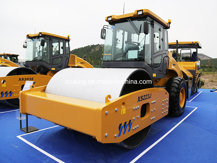 China 
                새로운 모델 Xs263j 26ton 단일 드럼 로드 롤러
             supplier