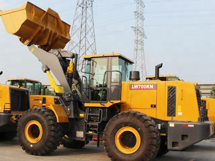 China 
                China Engineering Construction Machinery 7 ton wiellader Lw700hv
             leverancier