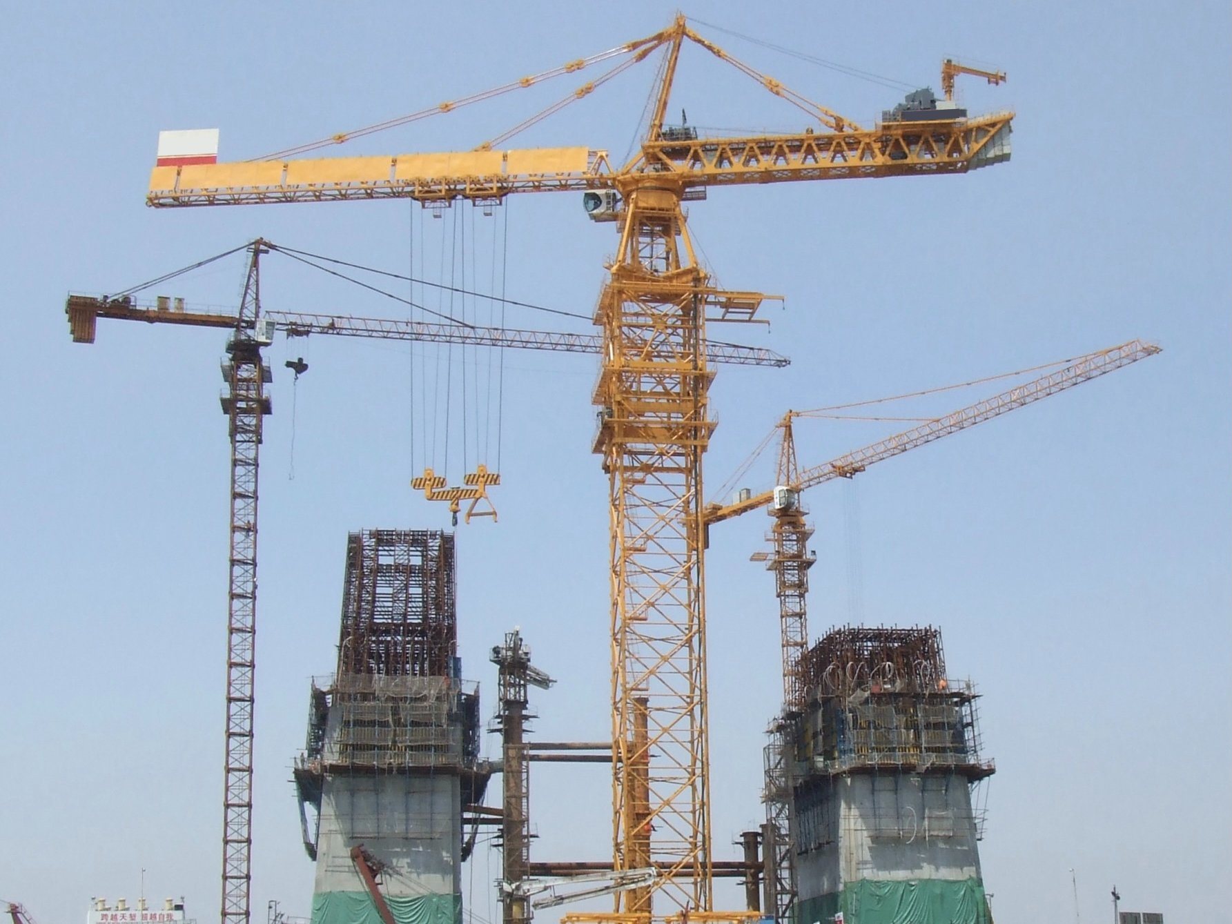 
                China Zoomlion 32 Ton 55m de comprimento do braço Flat-Top grua-torre W600-32
            