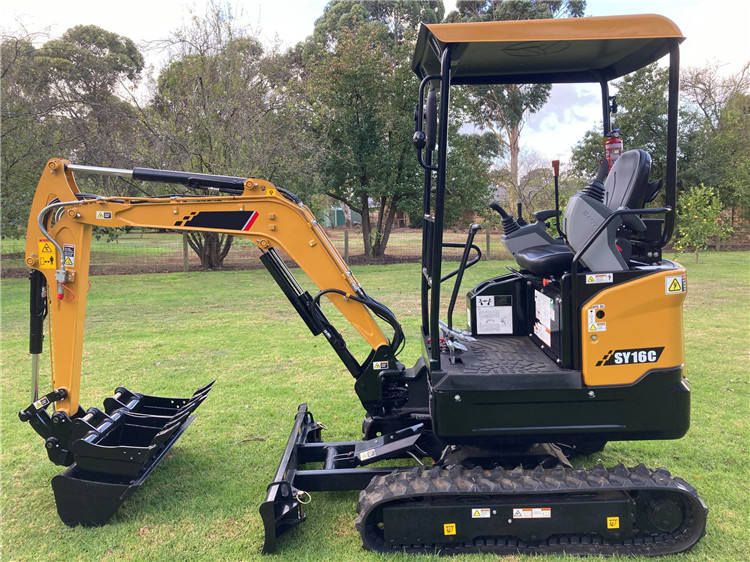 
                Cruking 1750 kg escavadora de rastos Sy16c miniescavadora em stock
            