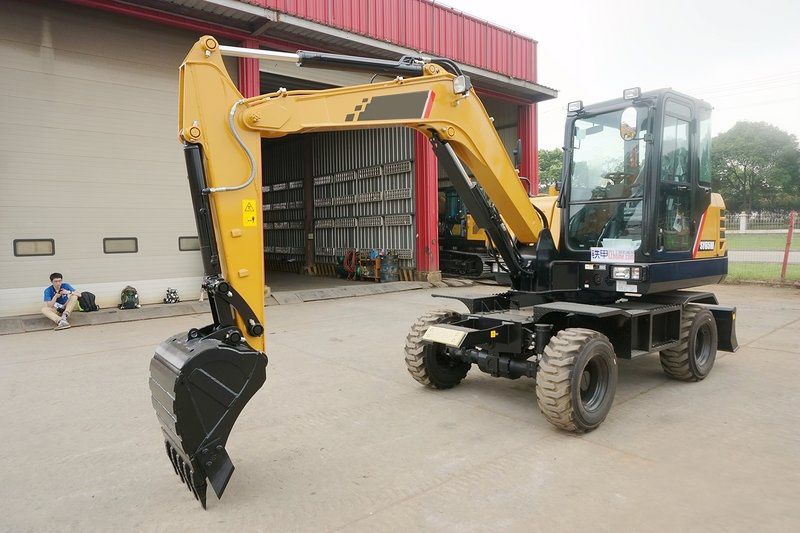 Cruking 6ton Wheel Excavator Sy65W Hydraulic Digger for Sale