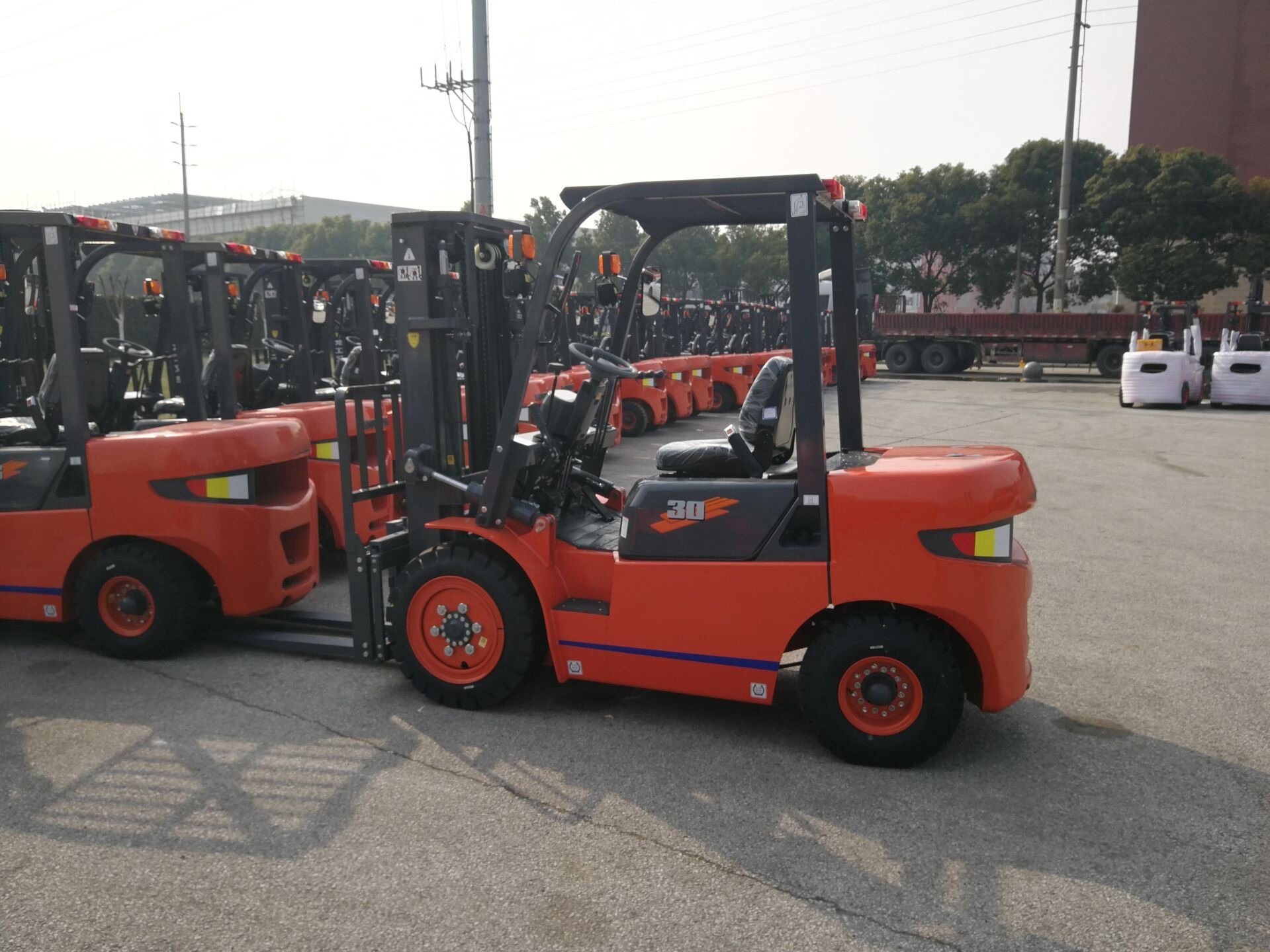 Fd30 Lonking 3 Ton Forklift Diesel with Top Engine and 3 Stage All Free Mast