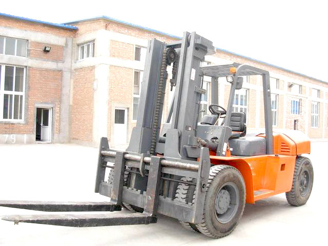 Cina 
                Carrello elevatore a forche diesel Heli Brand 10 Ton Cpcd100
             fornitore