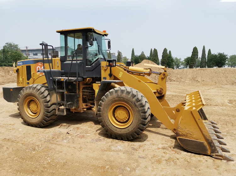 Hot Sale Cheap Compact Wheel Front End Loader Sem656D with CE