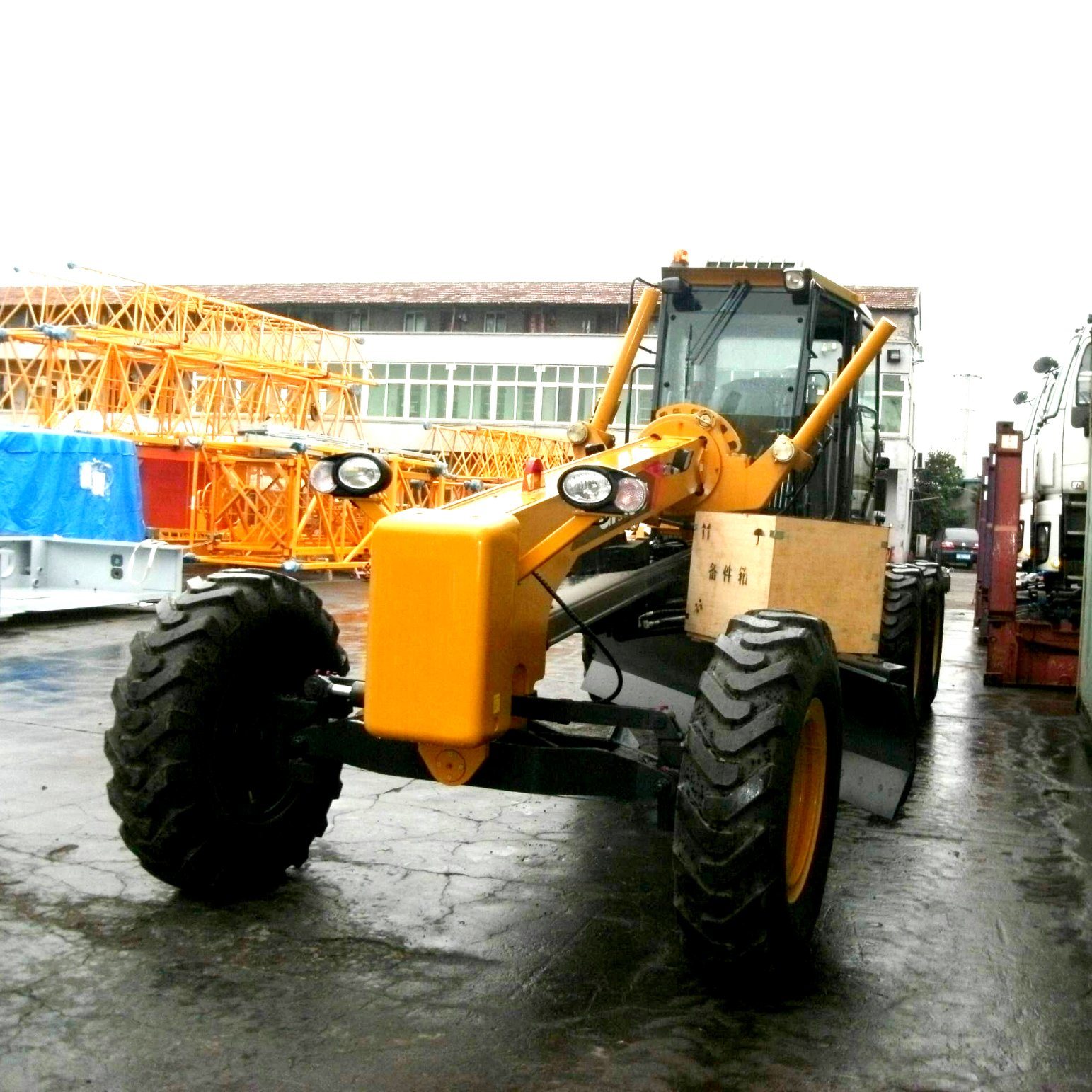 Hot Sale Good Products Gr135 Motor Grader for Sale