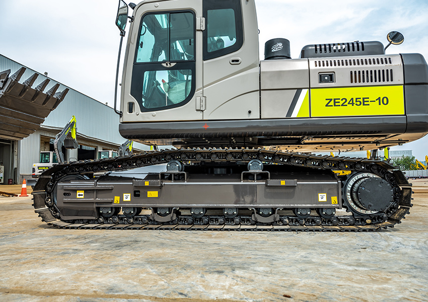 MID Size Excavators 24 Ton Zoomlion Excavator Ze245e-10