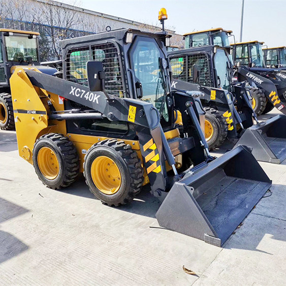 Official Manufacturer Xc740K Mini Skid Steer Loader for Sale