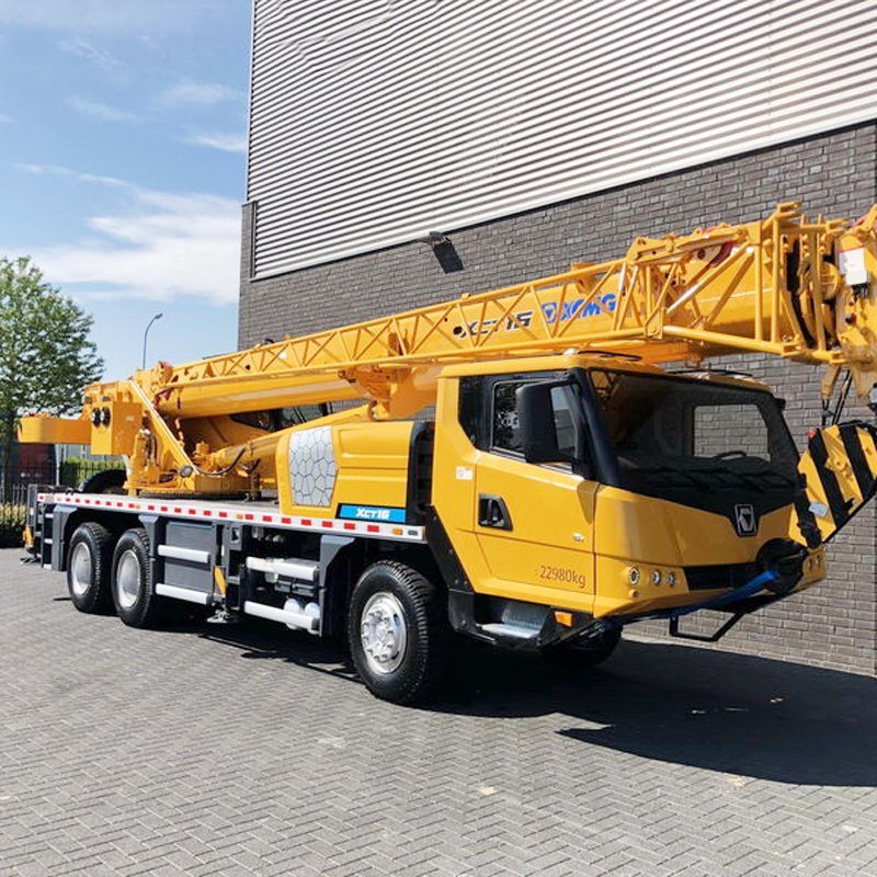 China 
                Pequena Máquina Grua móvel de 16 ton Truck Crane Xct16 com preço de fábrica
             fornecedor