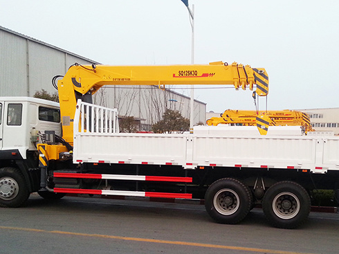 Sq12zk3q 12 Ton Truck Mounted Crane with Optional Chassis