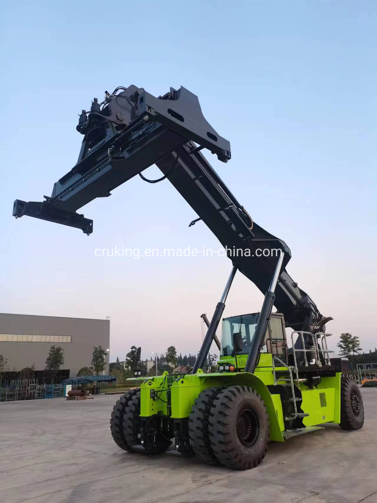 
                Zoomlion 45ton Port Reach Stacker Zrs4531 with Spare Parts
            