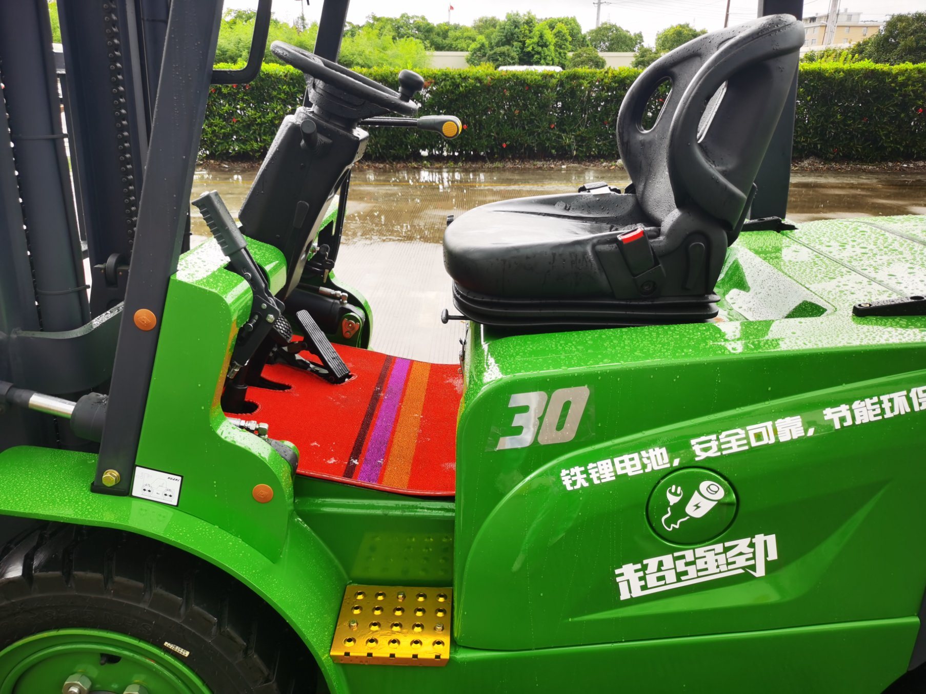 Chinese 1 Ton 1.5 Ton 2 Ton 5 Ton Forklifts Price Electric Battery Forklift for Sale
