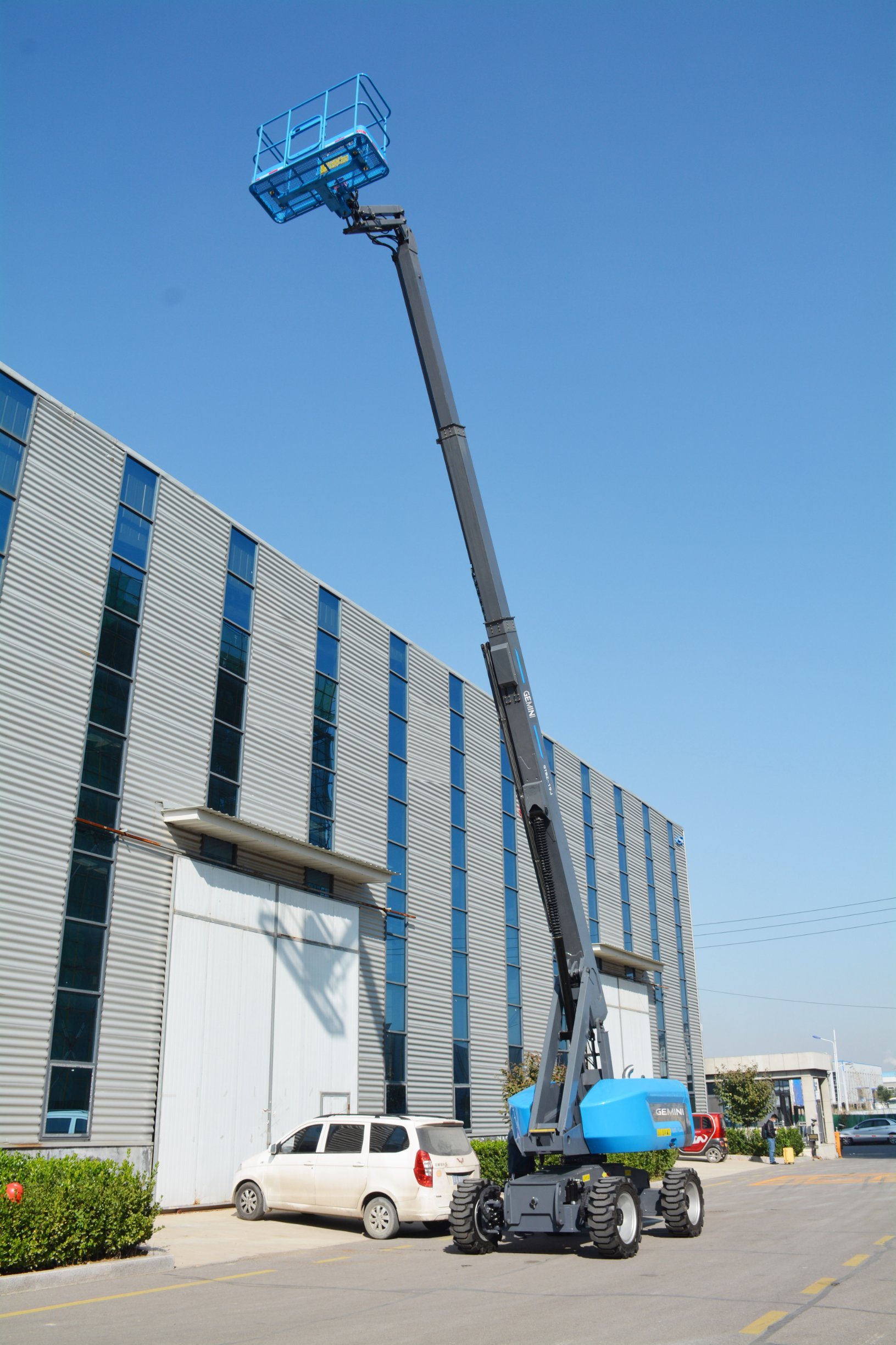 
                Elevador de pluma telescópica articulado compacto para la venta
            