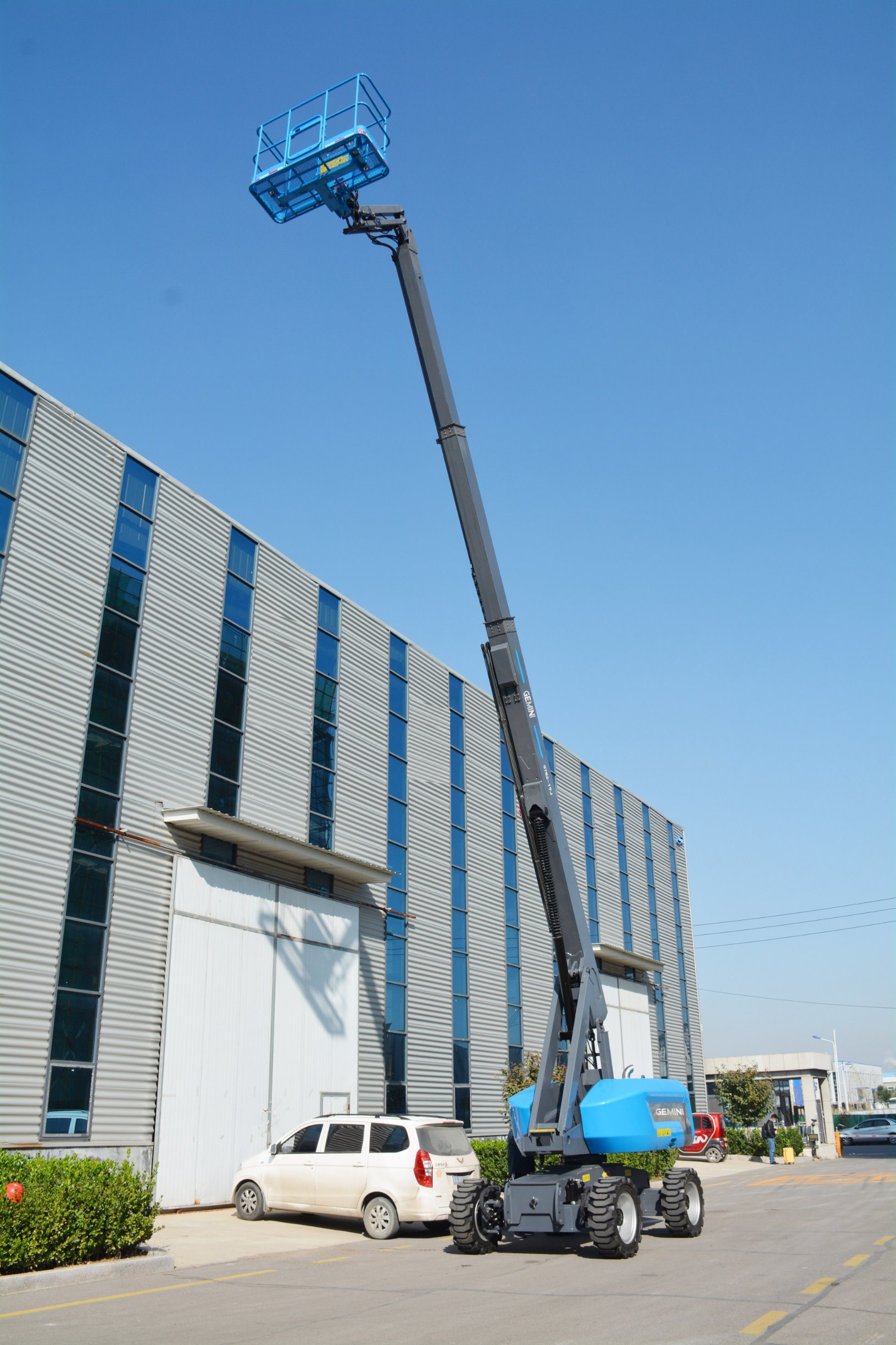 China 
                Self Propelled Telescopic Boom Lift, Spider Man Lift Telescopic Hydraulic Manlift / Aerial Work Platform
             supplier