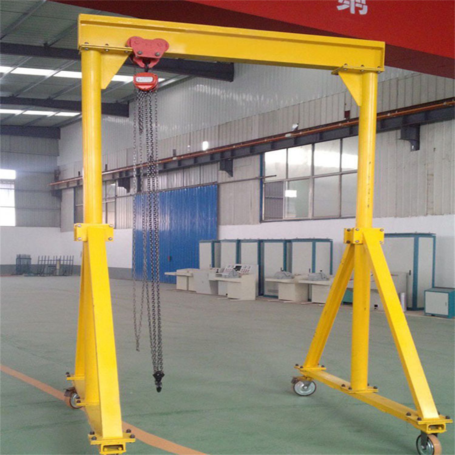 China 
                1 Ton 2 Ton 5 Ton Teleskope Tragbarer Gantry Kran Zum Verkauf
             Lieferant