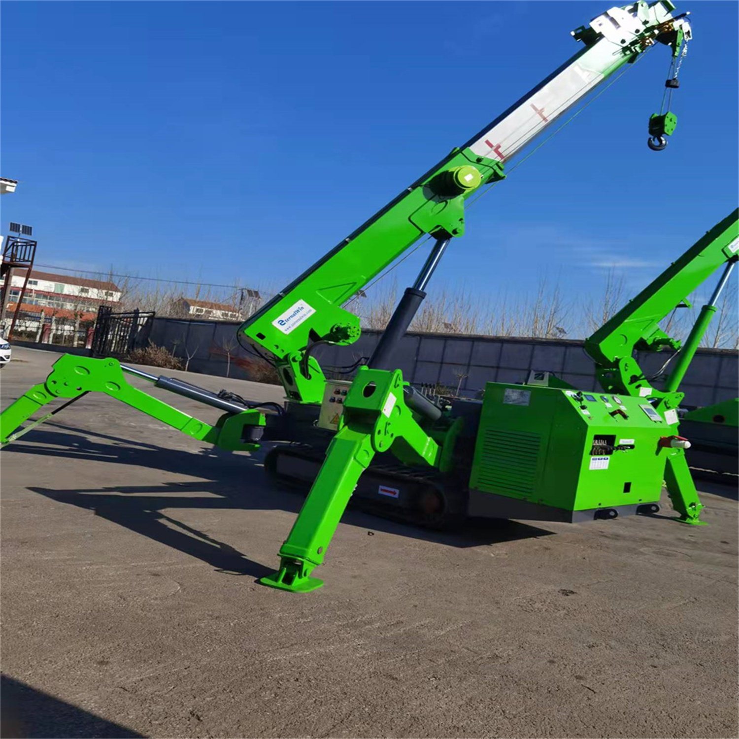 3 Ton 5 Ton Mini Crawler Crane with Basket Remote Control Mobile Spider Crane