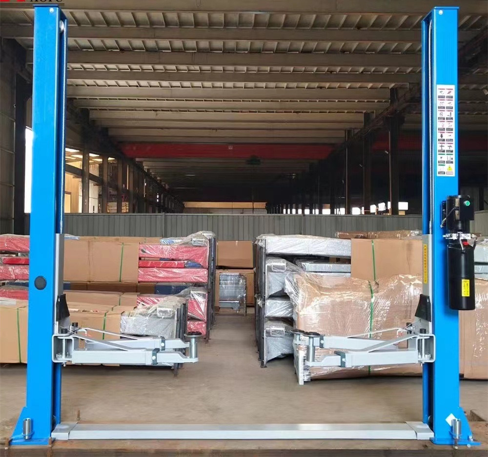 China 
                3500 kg autolift 1.8 m hoogte tweekolomswagen Lift met CE-certificering
             leverancier