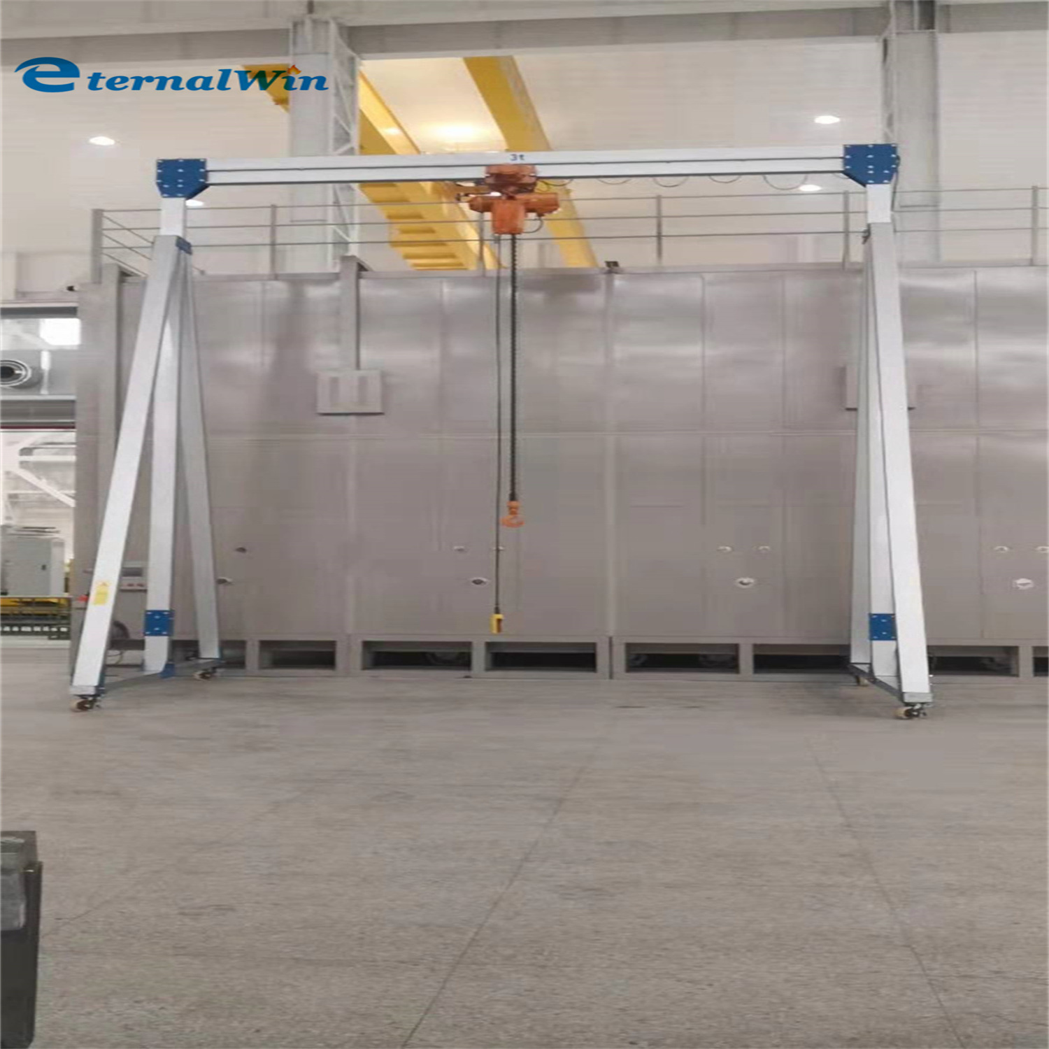 Chine 
                500kg 1t 2t 3t 5t entrepôt utilisé Mini mobile réglable en hauteur de levage de grue à portique en aluminium
             fournisseur
