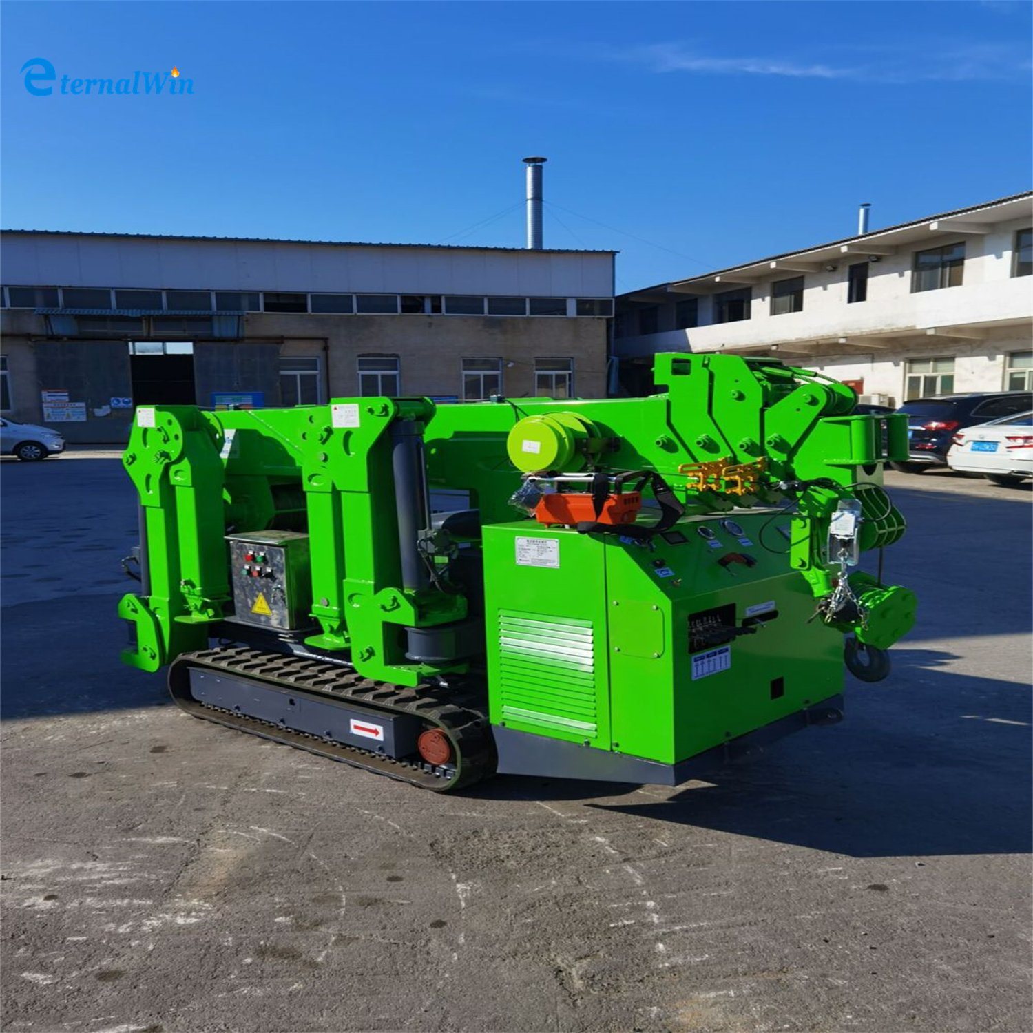
                5t motor diesel carro elevador eléctrico de teia de aranha espaço estreito portátil Grua rolante com Esteiras voar de guindaste
            