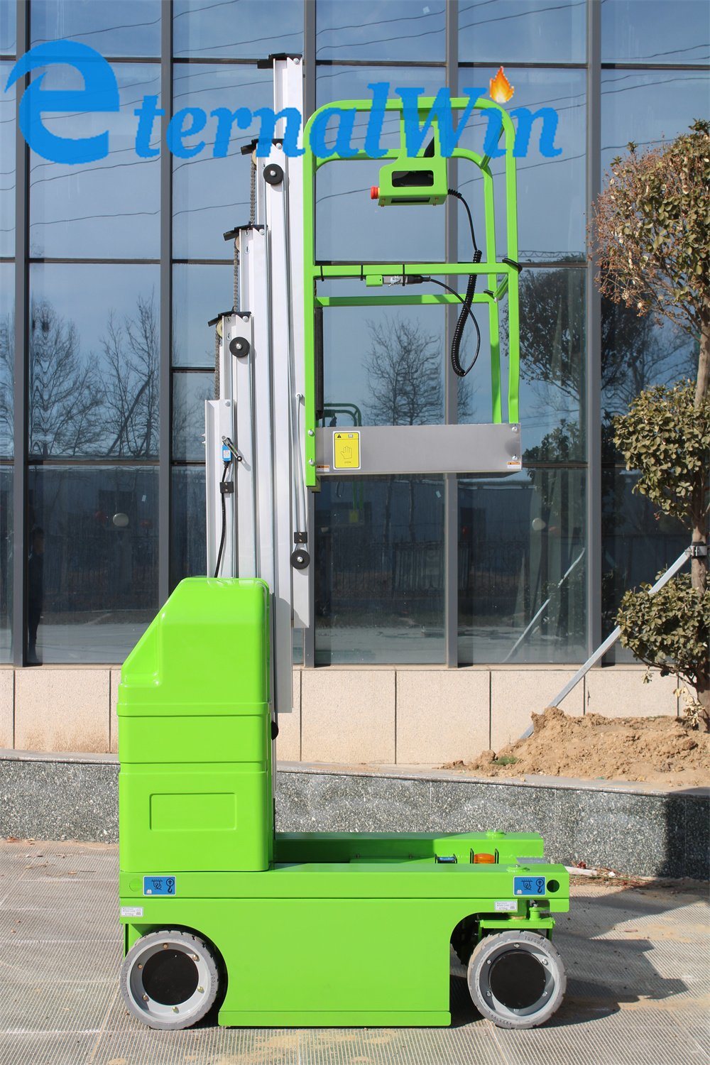 6m 9m Self Propelled Working Platform Lift Vertical Telescopic Lift Platform