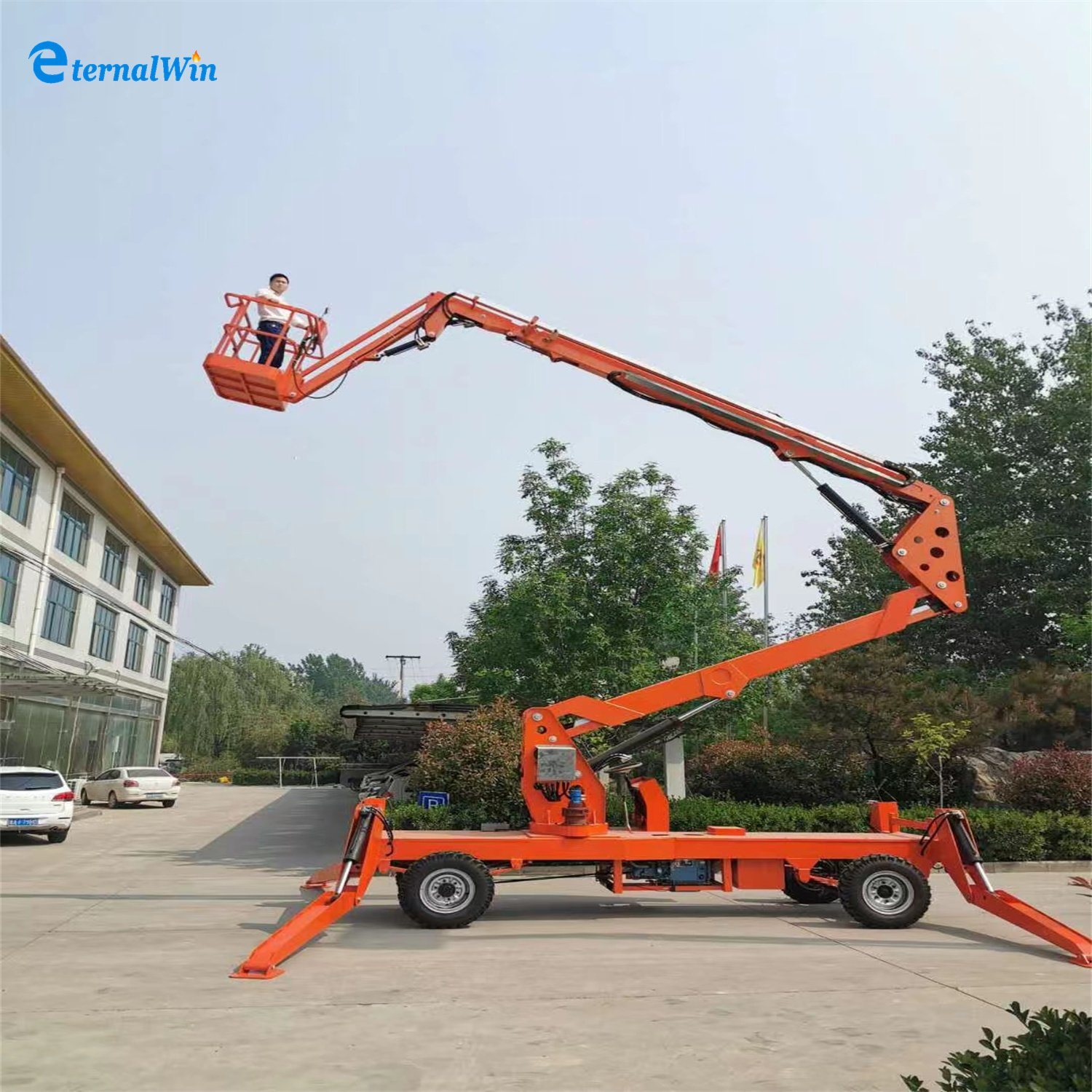 Aerial Work Platform Telescopic Boom Lift Towable Self Propelled Articulated Boom Lifter with CE