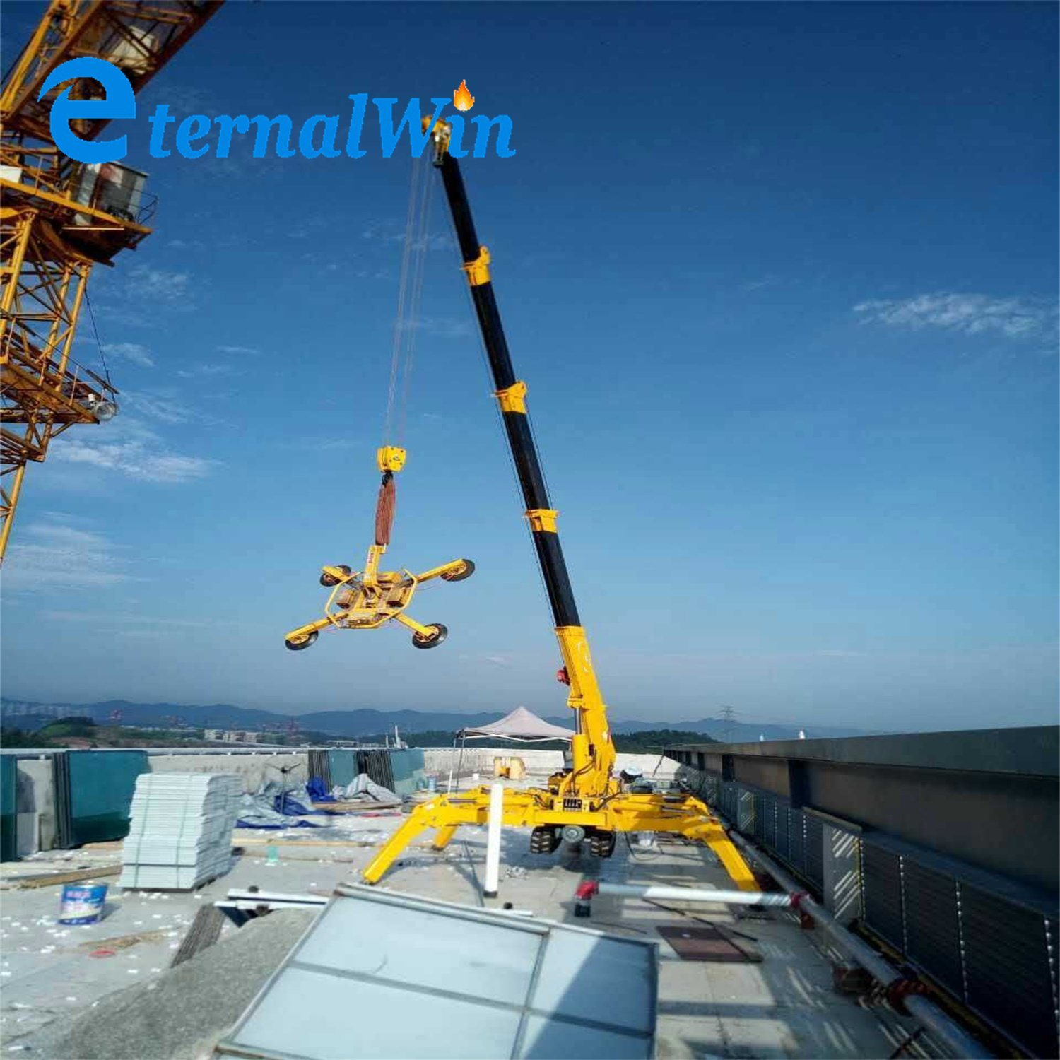 China Eternalwin Supplier 5ton Mini Crawler Spider Crane Electric Gasoline Diesel Spider Crane for Glass Lift