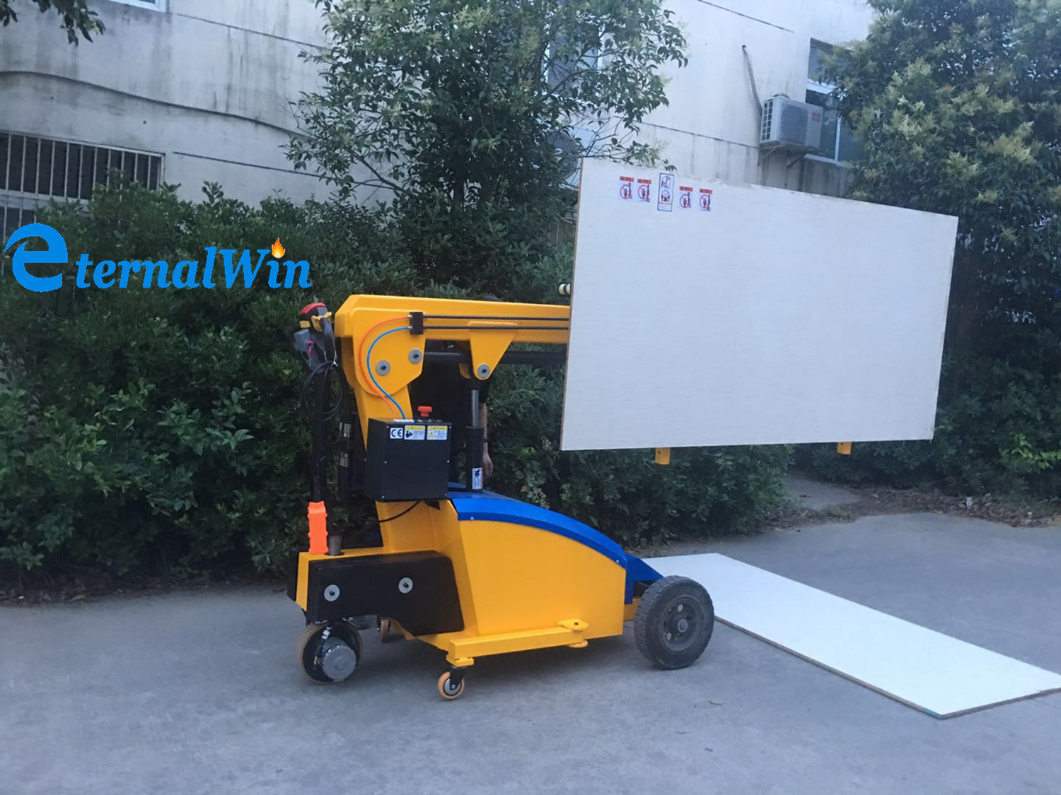 Electric Material Lifting Robot Hydraulic Strong Rubber Glass Steel Plate Suction Vacuum Lifter