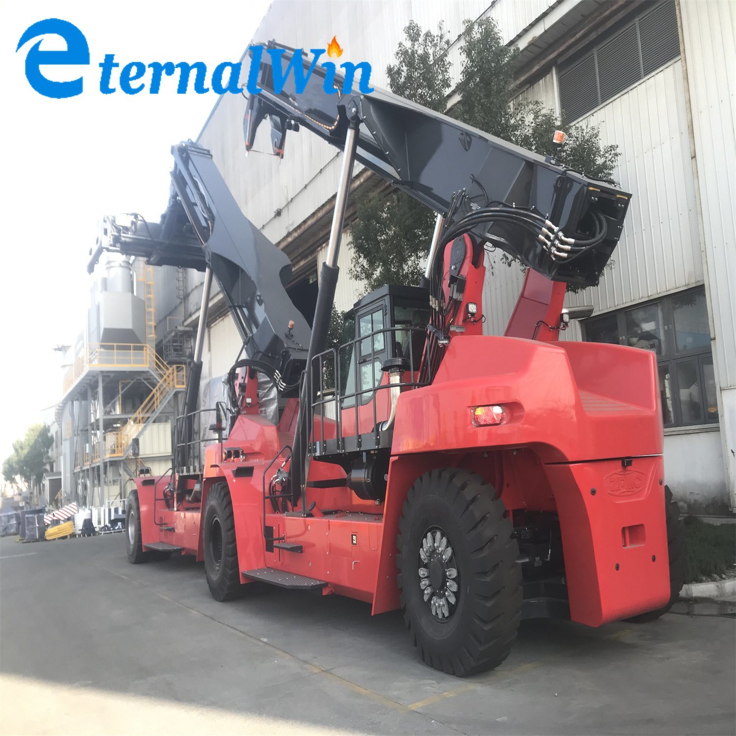 Factory Price Container Lifting Equipment 45 Ton Reach Stacker for Sale