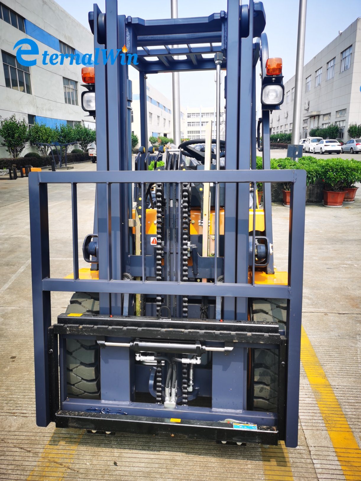 Heavy Duty 5 Tonne 6 Tonne 7 Tonne 5000 mm Lifting Height Diesel Forklift Side Shifter Auto Transmission