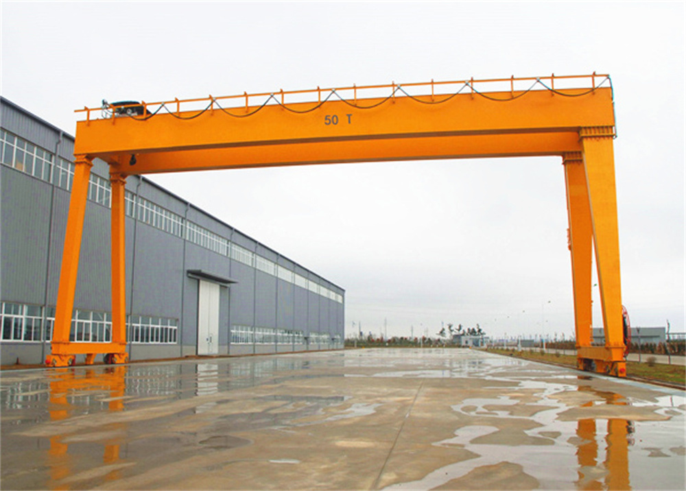 China 
                Movable Huge Capacity Double Girder Beam Gantry Crane for Outdoor Building Construction
             supplier
