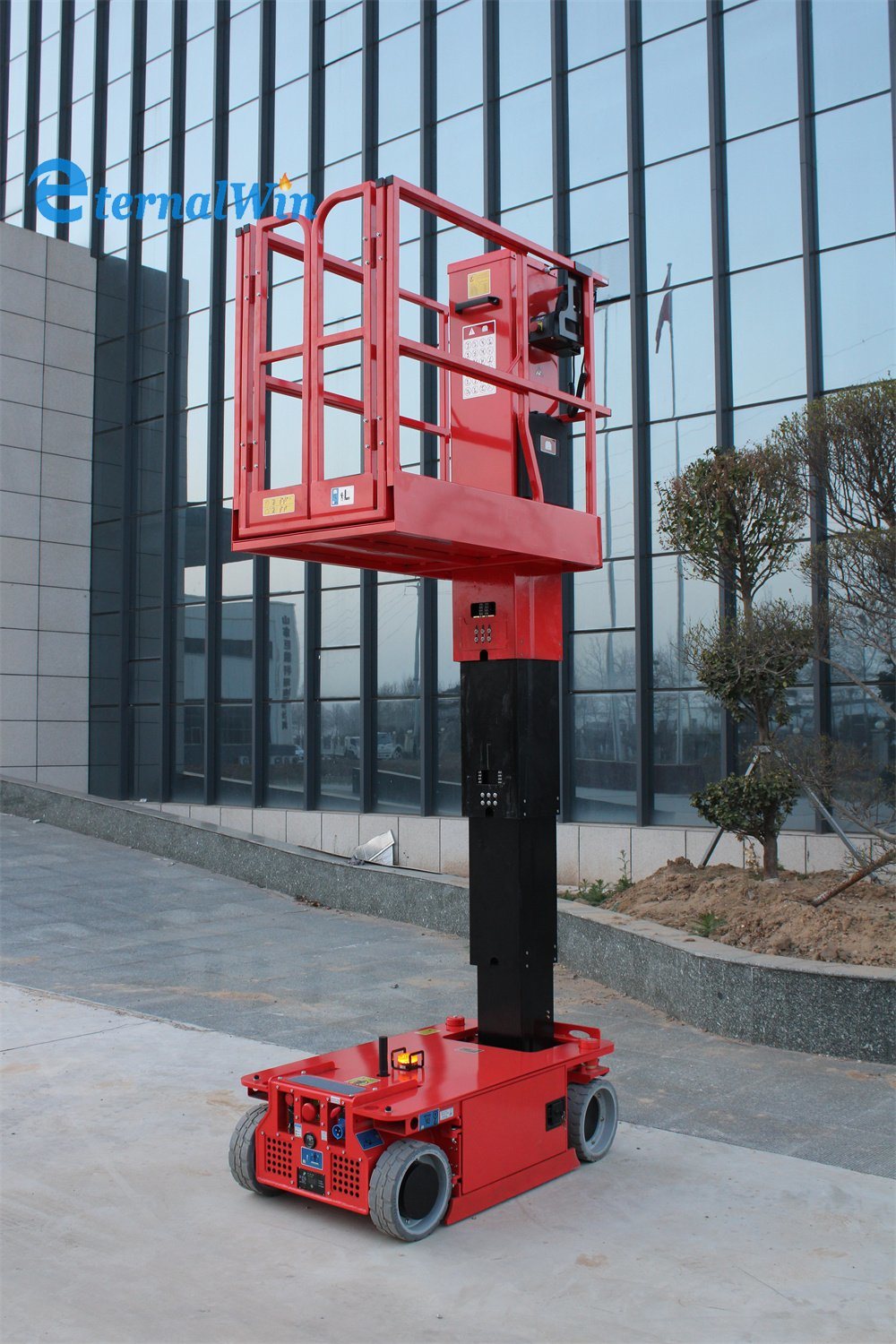 Single Mast Lifting Work Platform Vertical Lift Platform with Safety Protection