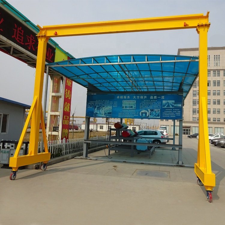 
                grue à portique mobile portable Sino grue à portique pour l′intérieur de l′atelier de transport en usine
            