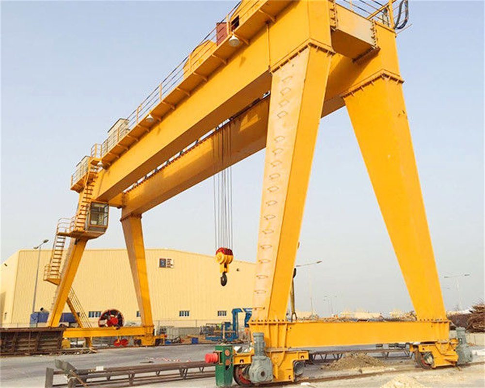 
                Stabiele kraan met één of twee bundels boven de dubbele Girder Gantry
            