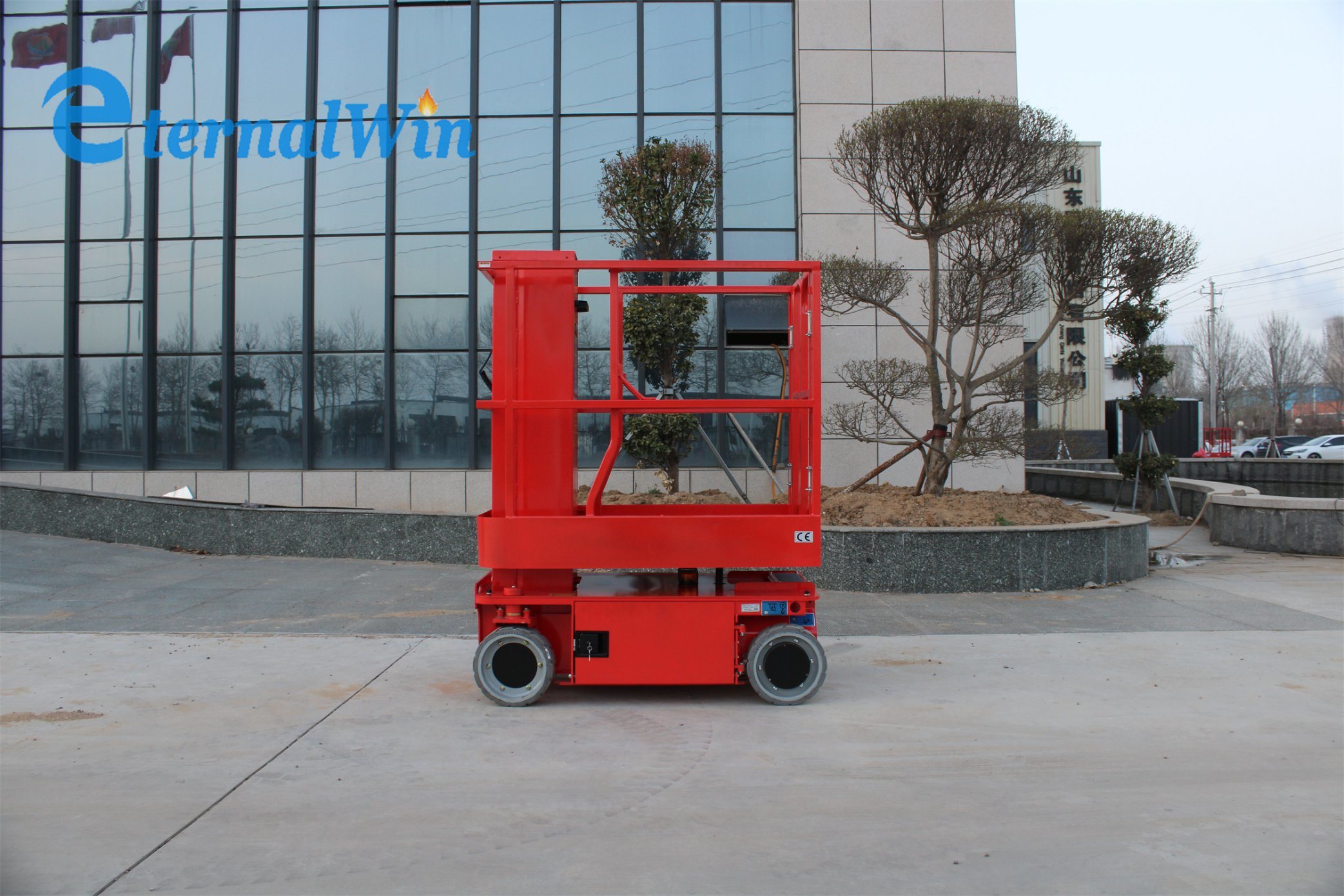 Vertical Boom Power Access Lift Platform