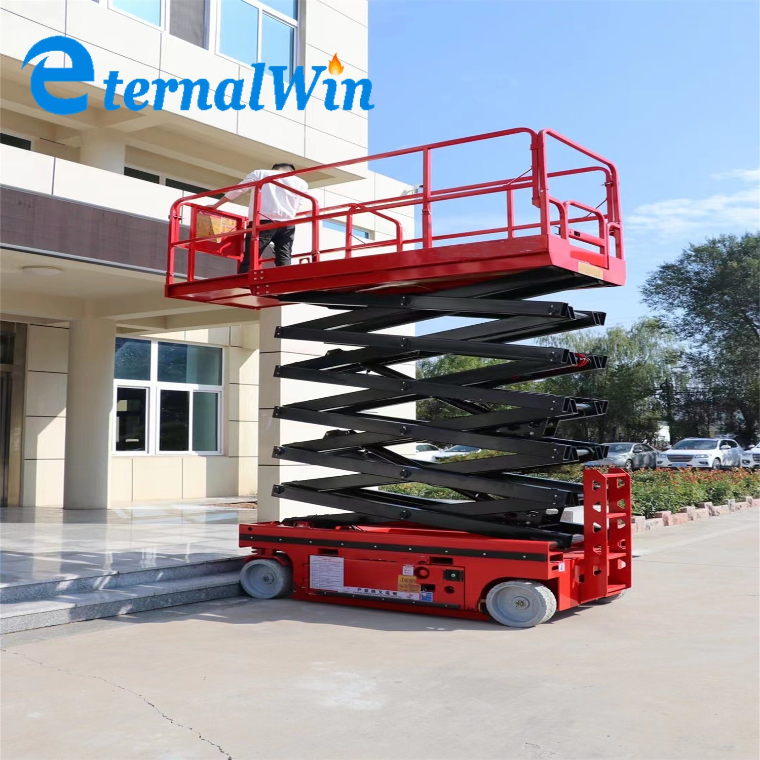 
                Elevador de tesoura de garagem com plataforma de elevação vertical para máquinas eléctricas com aterragem Perna
            