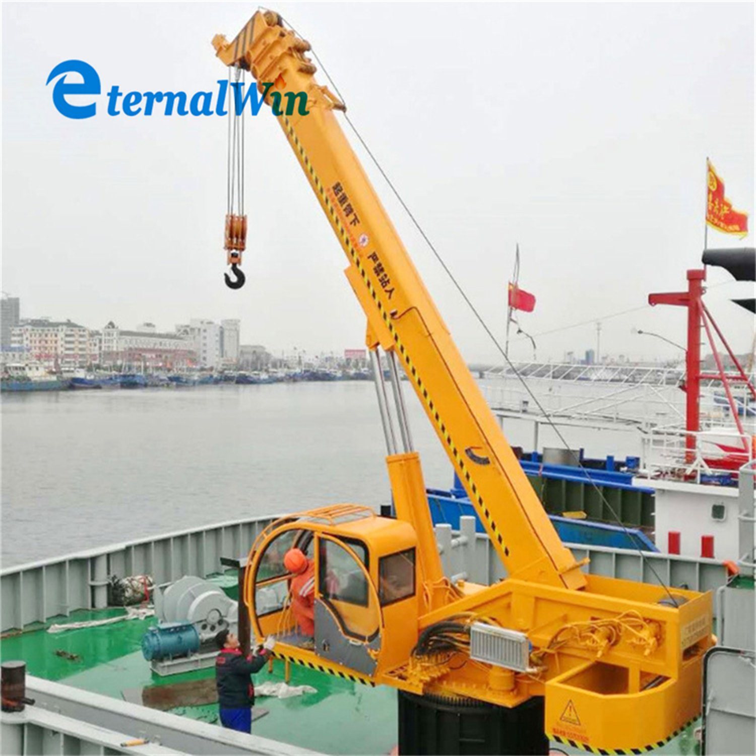 China 
                Widely Used Hydraulic Lifing Marine Deck Crane with Low Price
             supplier