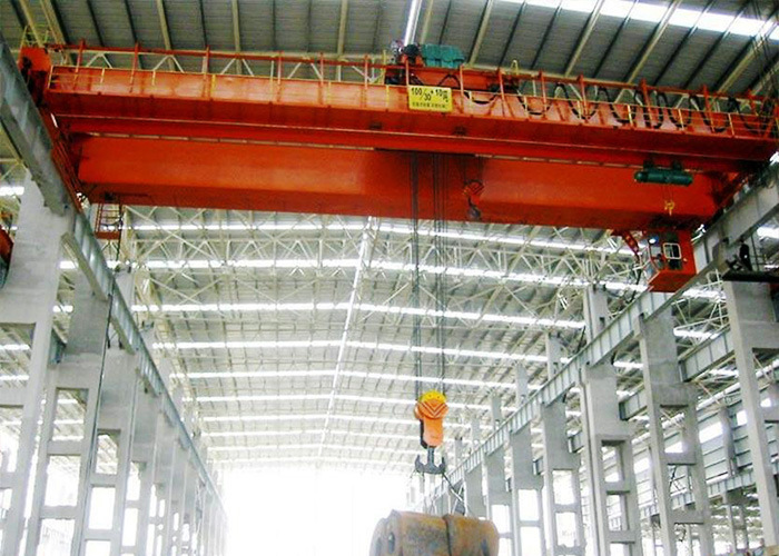 Chine 
                Eot à double faisceau Crane-Heavy Frais généraux de devoir le treuil chariot grue de pont
             fournisseur