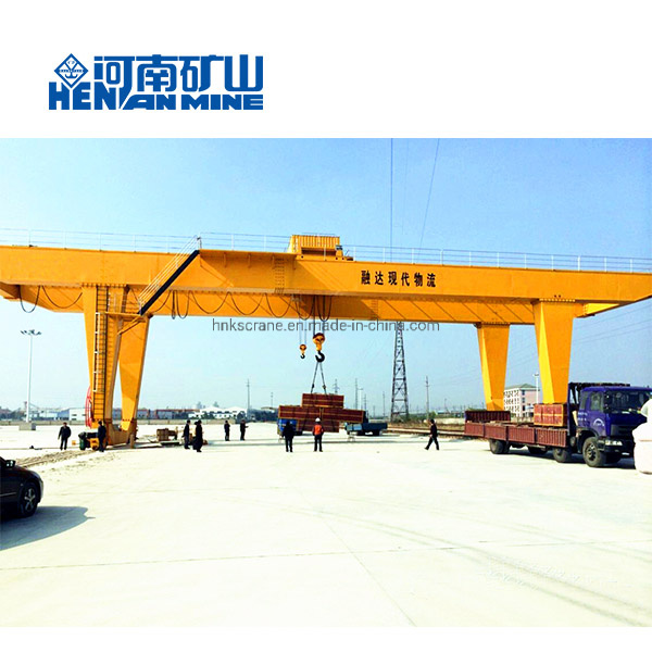 China 
                Goede kwaliteit 30 ton zwaar gebruik u-type dubbele Girder Gantry-kraan
             leverancier