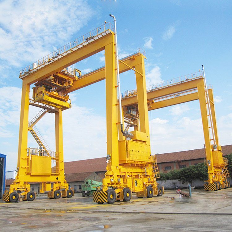 China 
                Mobile Rtg Container Gantry Crane
             supplier