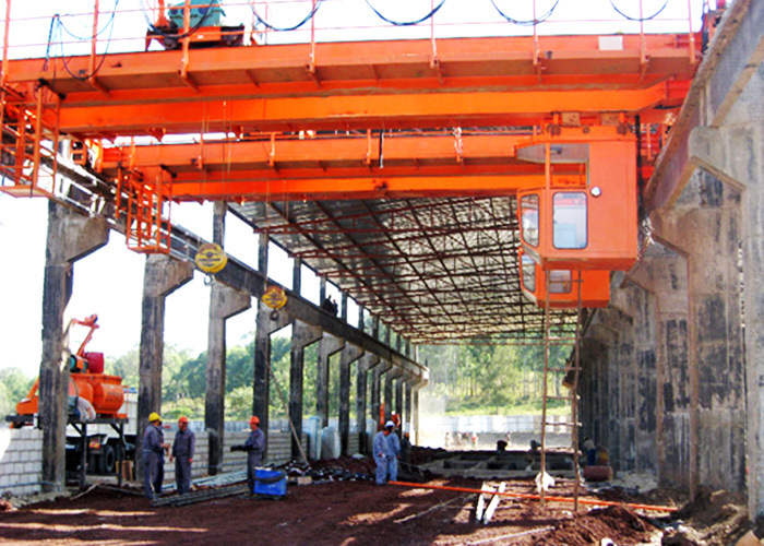 China 
                Winch Trolly Type Double Girder Overhead Crane-Heavy Duty Double Girder Bridge Crane
             supplier