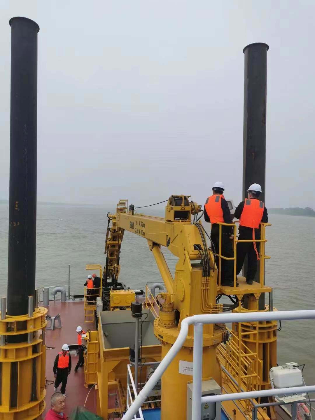 China 
                1.5t16m Electric Hydraulic Telescopic Offshore Pedestal Cranes
             supplier