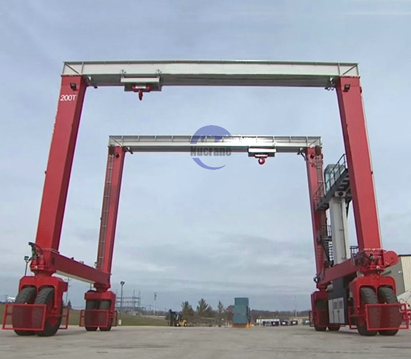 100t Professional Hydraulic Gantry Crane for Boat Lift