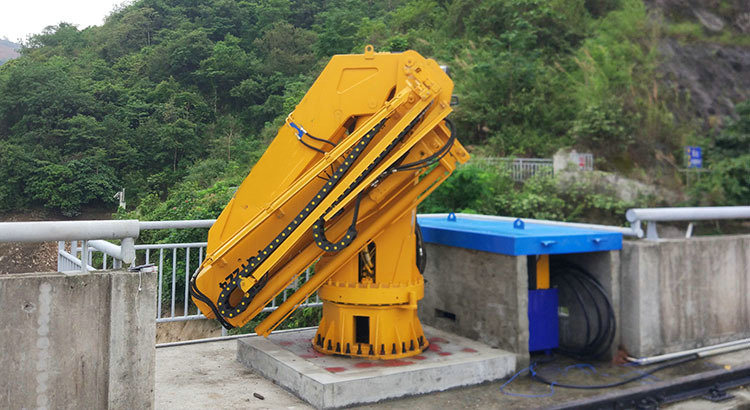 3t40m Telescopic Boom Crane Ship Crane Marine Deck Crane