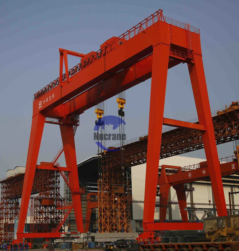 400t Crane to Lifting Cutter and Shield for Tunnel Construction