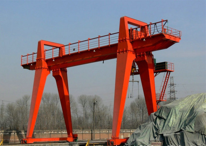 China 
                80t Lattice Gantry Crane met licht dood gewicht, kleine kant van de windwand
             leverancier