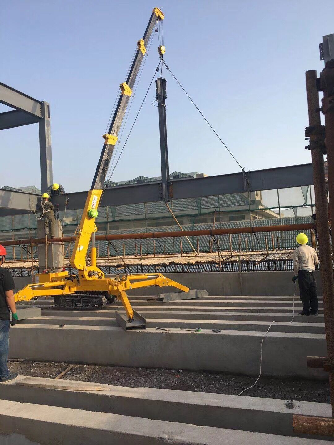 Chinese Unique Manufacturer Mini Spider Crawler Mobile Crane with Ce and ISO