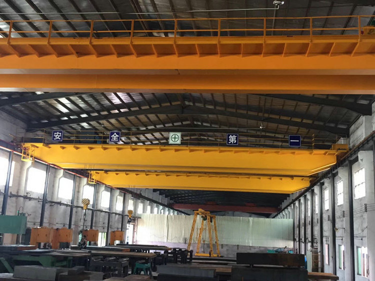 Китай 
                Двойной подкрановая балка 13+13 тонну вращения висящих света электромагнитные мосту крана
             поставщик