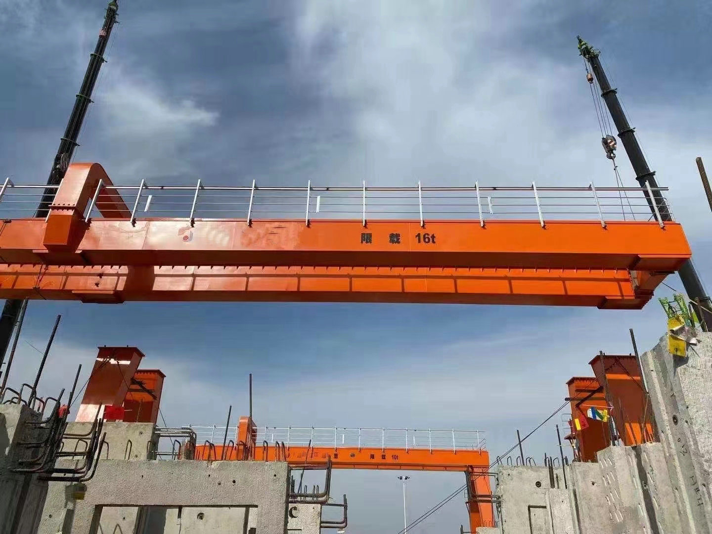 Heavy Duty CE Approved Overhead Double Girder Casting Bridge Crane Workshop Usage