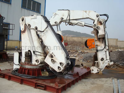 China 
                Knuckle Boom Hydraulic Marine Slewing Crane Mounted on Ship
             supplier
